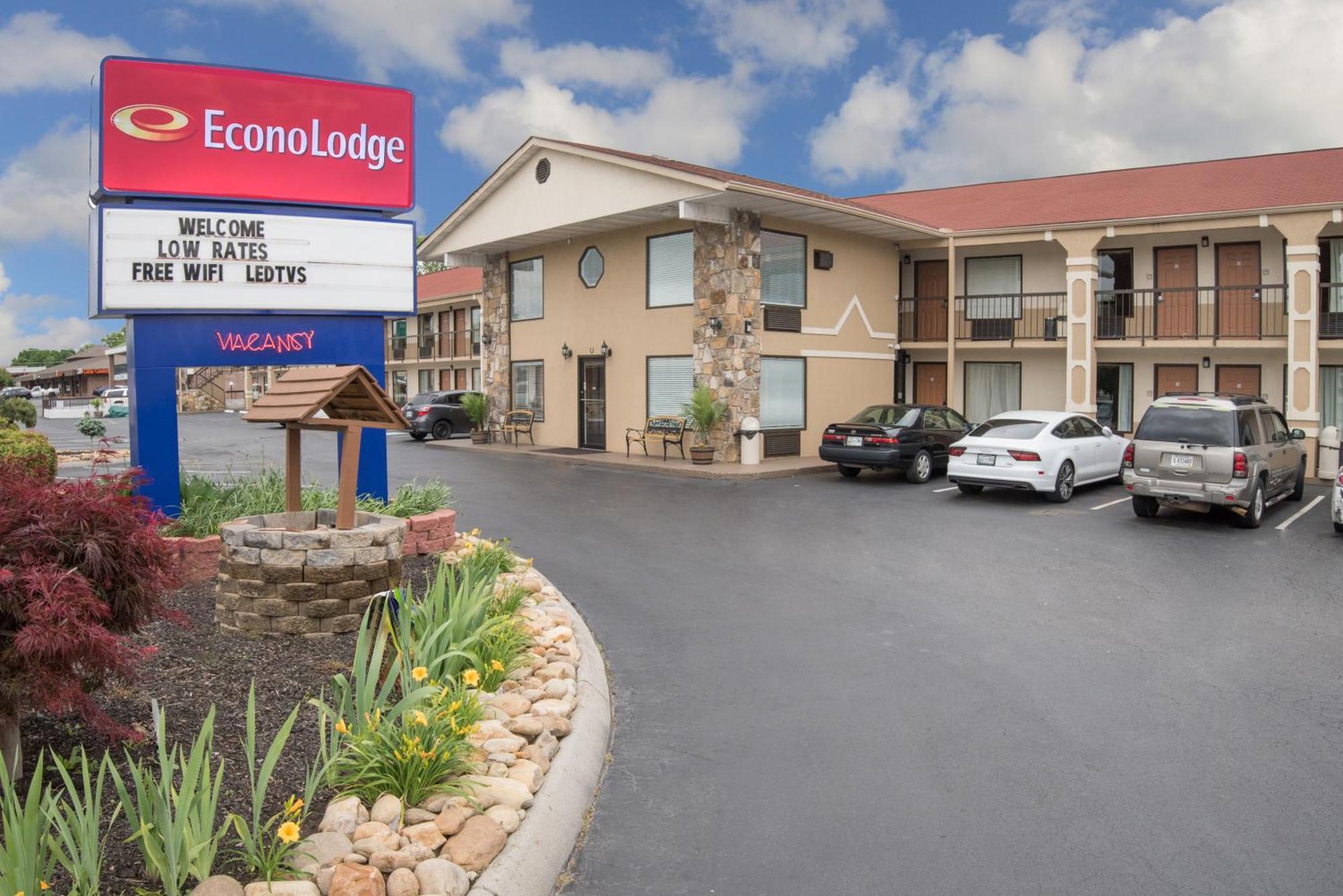 Econo Lodge Sevierville-Pigeon Forge On The River Buitenkant foto